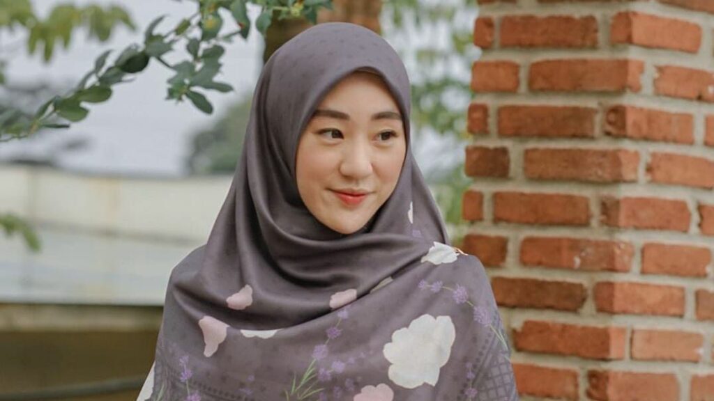 Kronologi Larissa Chou Hapus Foto Suami