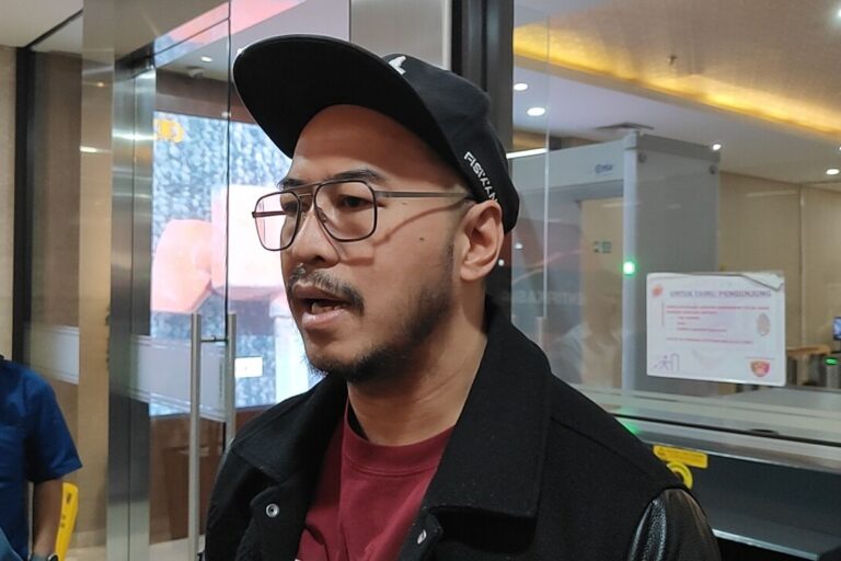 Pandji Pragiwaksono