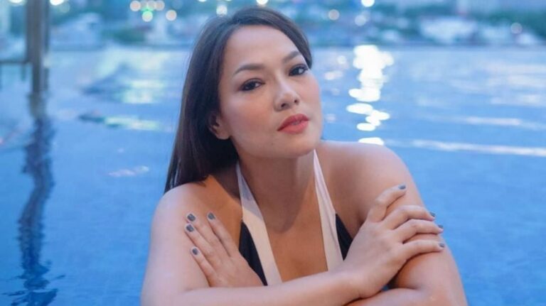 Jenny Cortez Makin Pede Setelah Operasi Payudara di Korea