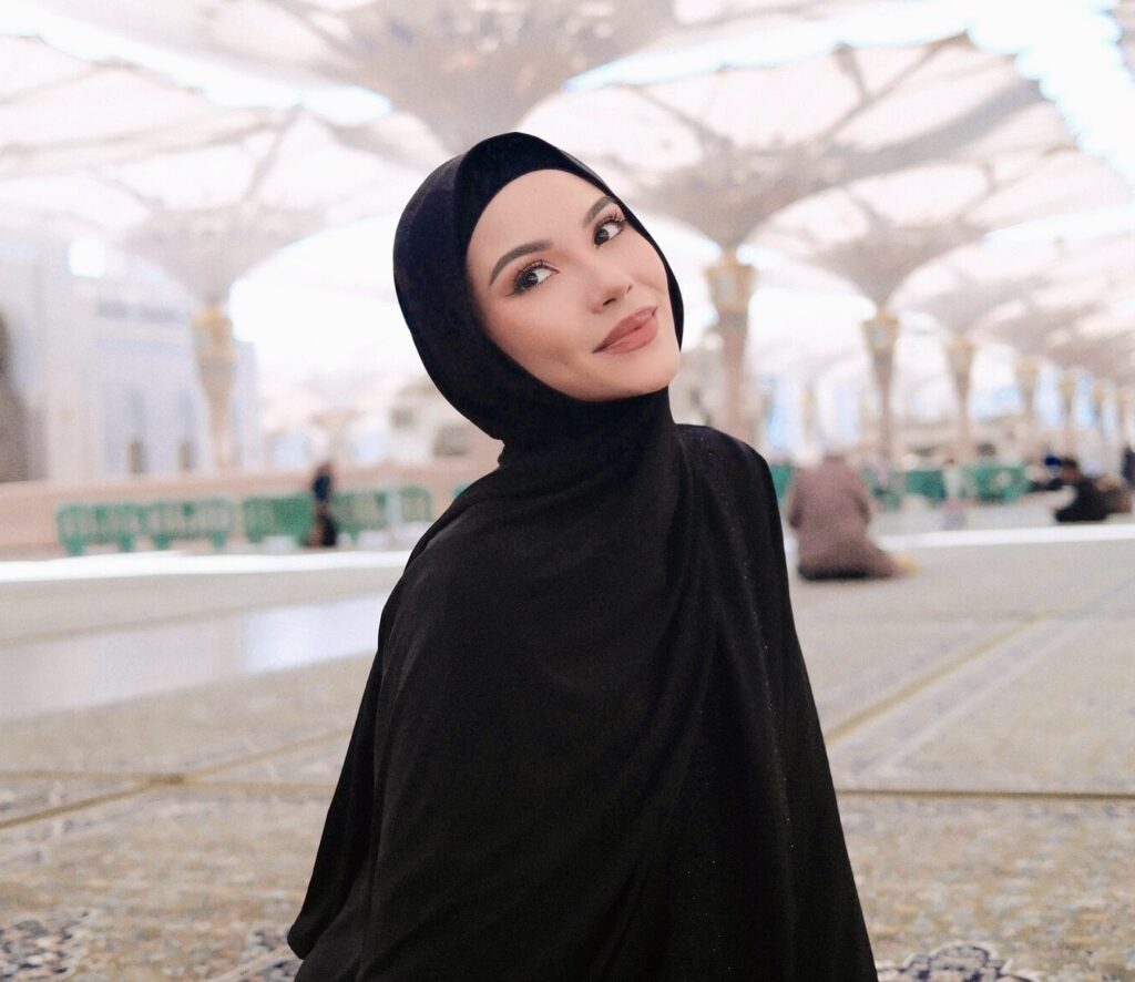 Karier Alyssa Daguise sebagai Model dan Influencer