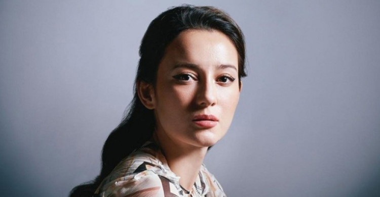 Biodata Julie Estelle lengkap